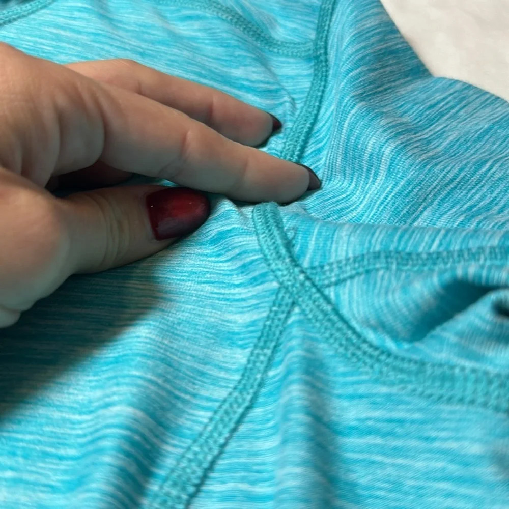 The North Face Lightweight Athletic Quarter Zip - Picture 8 of 13